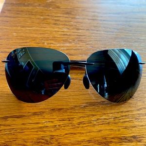 Maui Jim Aviator sunglasses